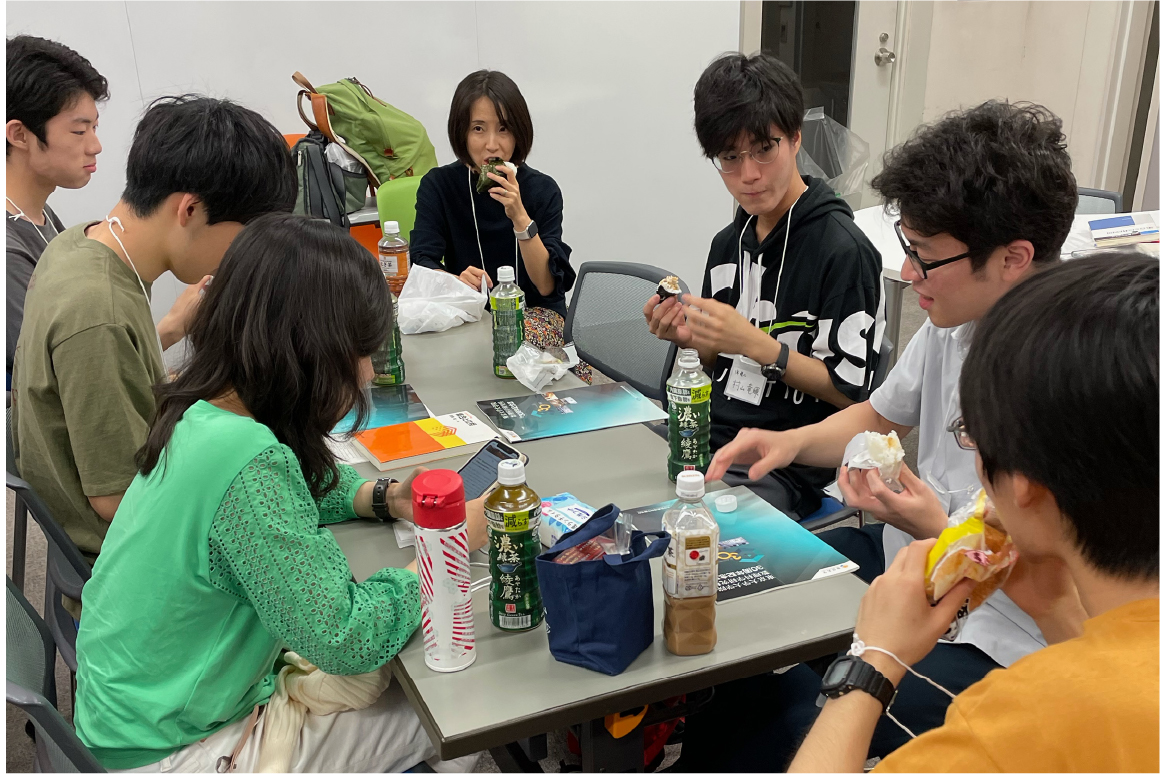 ランチタイムの様子